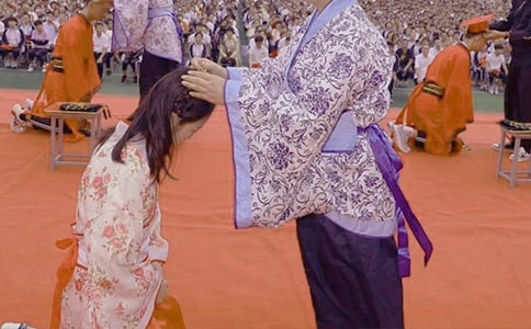 ������ף����