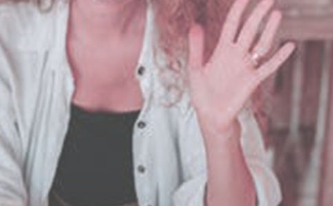 ���ϴ��к���Ĭ�ʺ���