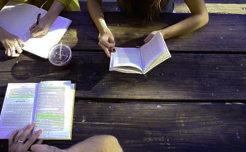 ��ѧ�����Ͷ��ĵ����