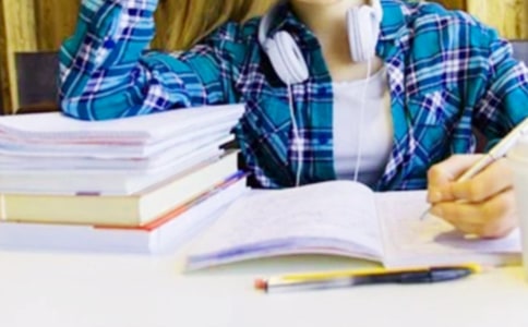 ��ѧ����ҵʵѵ�ĵ����9ƪ��������