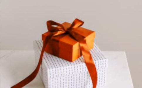 ����Ժ���ʵ������