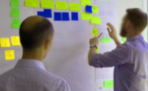 ����ѡ����ʦ������ѵ�ĵ����