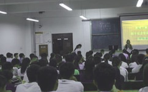 ���侺Ƹ���ҽ���