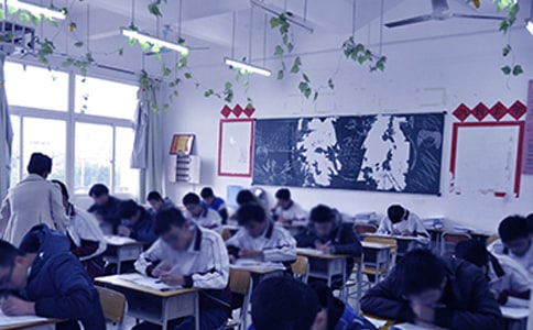 ���Աع����������� �߿��꿼�ع�ף�����������