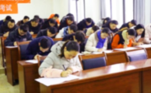 Сѧ�����Ŀ����ĵ�