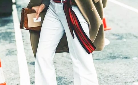 �������Ӵ����Ĺ��¡��и�