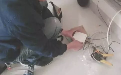 ��˾��������������