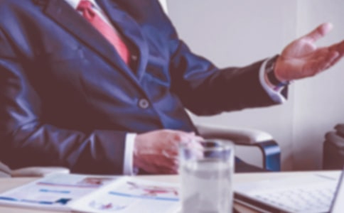 �쵼����ף����