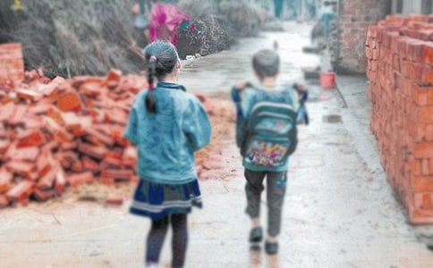 �ذ����ض�ͯ�ĵ����(����15ƪ)