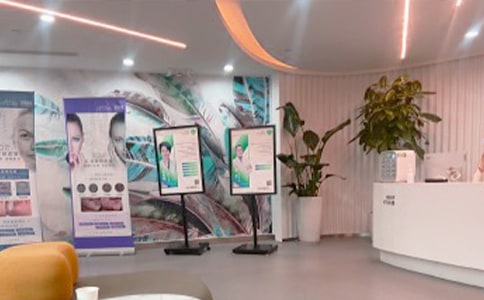 ����Ժ�˿�����ף����