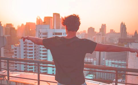 ���к���ף�����̼���