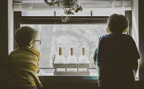 Сѧ���ҽ����к��ӷ���