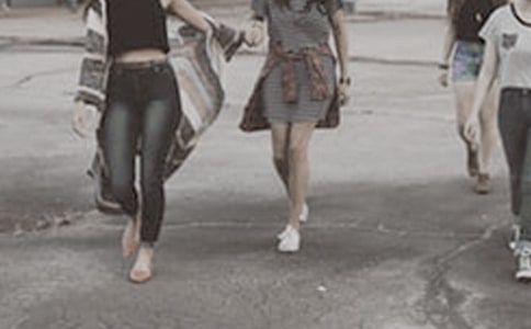 Ů���ӳ�����ף�����ѡ154�� ��