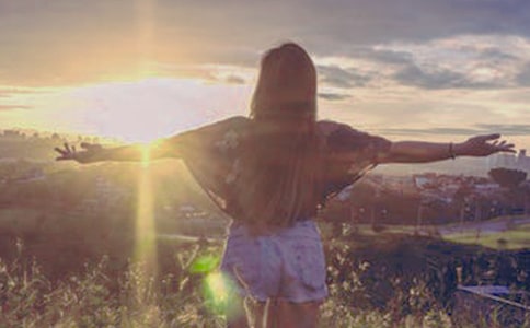 ְ��Ů�Խ����Ļƽ���