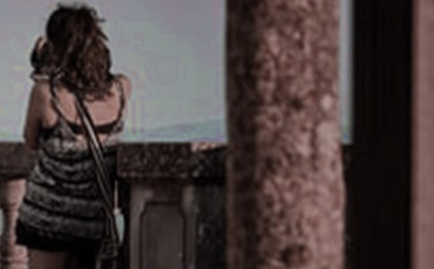 ����������Ů�Ӵ�ҵ԰