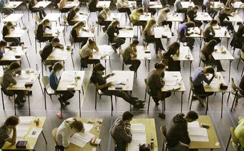 ��ĩ����ǰ��ס��̬���ݽ���