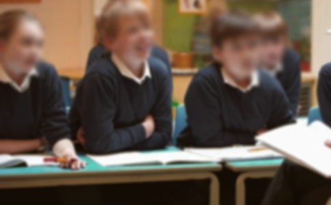 Сѧ������ͯ������з���