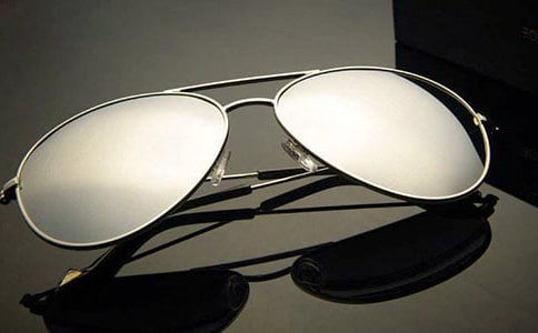 �۾��������