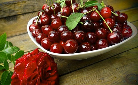 ��ӣ�ҹ��Ĵ��졷�����