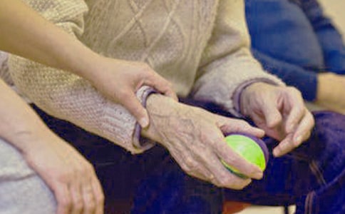 �����˸��������ľ���