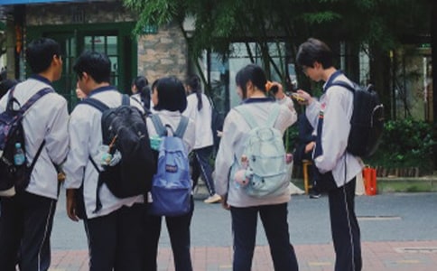 ��ѧ���ҳ��ĵ�