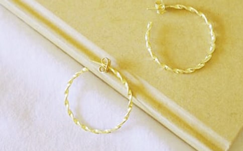 �鱦Ӫ���߻�������ʵ��10ƪ��