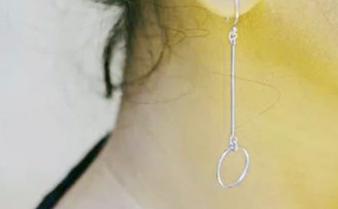 �鱦��Ա�����ĵ�