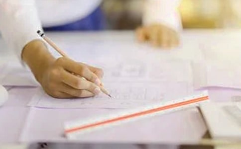 �����¶��ܽ�㱨