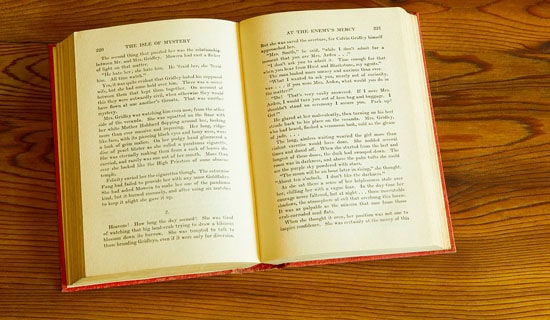 ��ɫ�Ķ����ĵ����